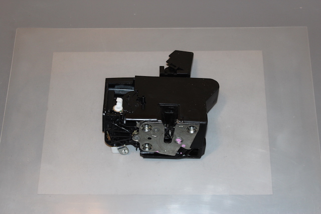 Dacia Sandero Door Lock Mechanism Rear Drivers Side Dacia