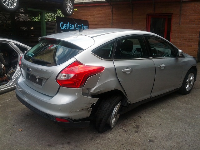 Ford Focus Door Check Strap Front Passengers Side -  - Ford Focus 2011 Petrol 1.6L 2011-2018 Manual 5 Speed 5 Door Electric Mirrors, Electric Windows Front, Alloy Wheels 16 inch, Silver